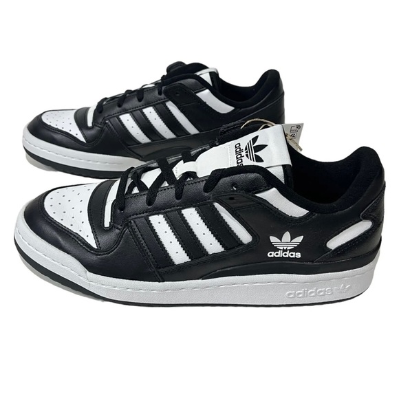 Adidas Men’s Forum Low CL “Core Black/White” Leather Shoes - Picture 3 of 14